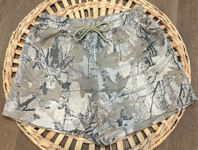 Khaki green camo women shorts