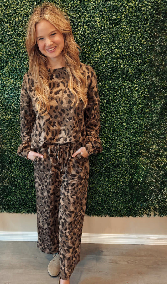 Leopard Print Pullover Drawstring Loose Pants Set