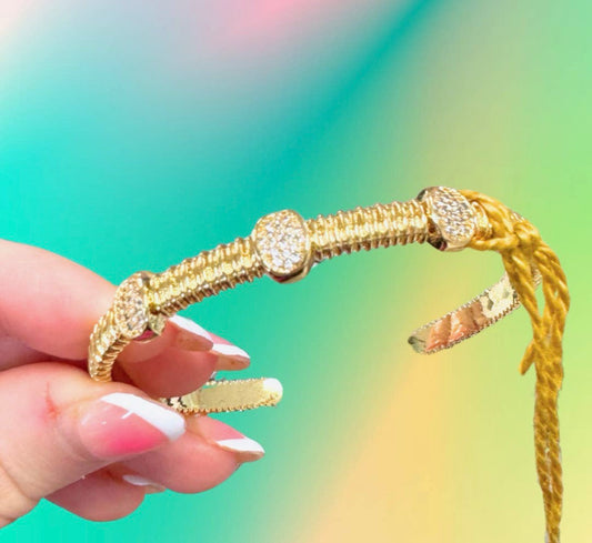 Cecelia Bangle