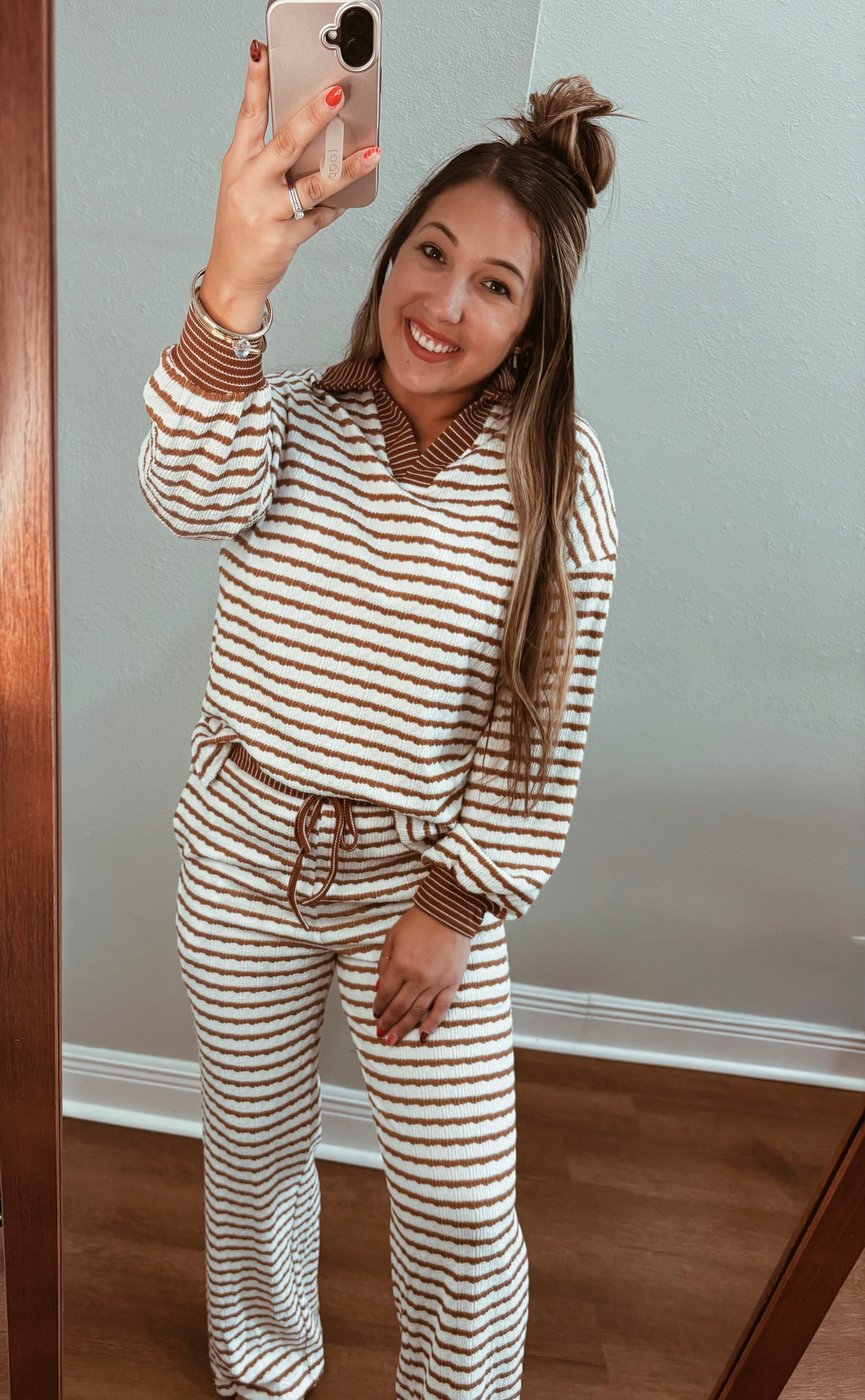 Khaki Striped Collard Pullover Top And Drawstring Pants Set