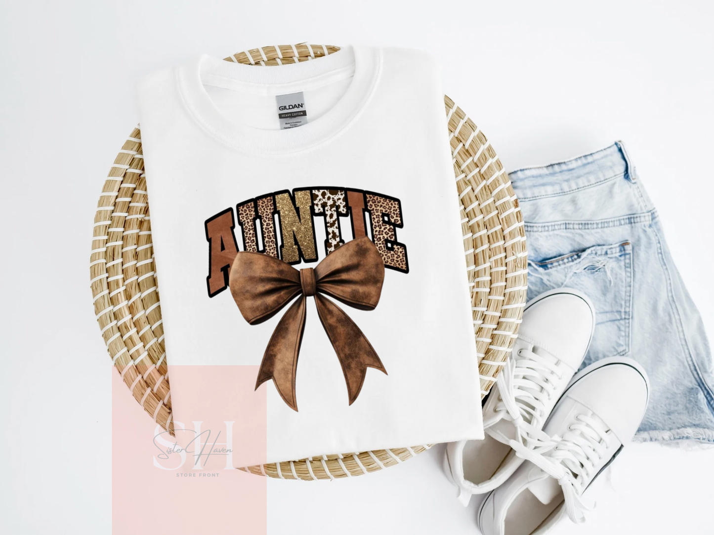 PRE-ORDER Auntie T-Shirt